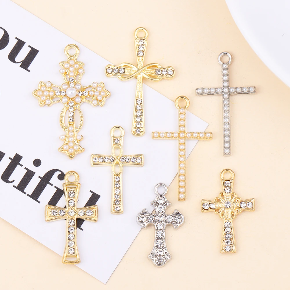 15Pcs/Lot Exquisite Personality Inlaid Crystal Cross Charm Pendant Necklace Earrings Keychain for Women and Girls Souvenir Gifts