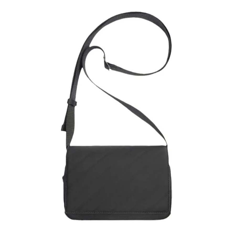 

【New style】 - European and American men's handbags small shoulder bags men's handbags flip-up small square bags trend lightwei