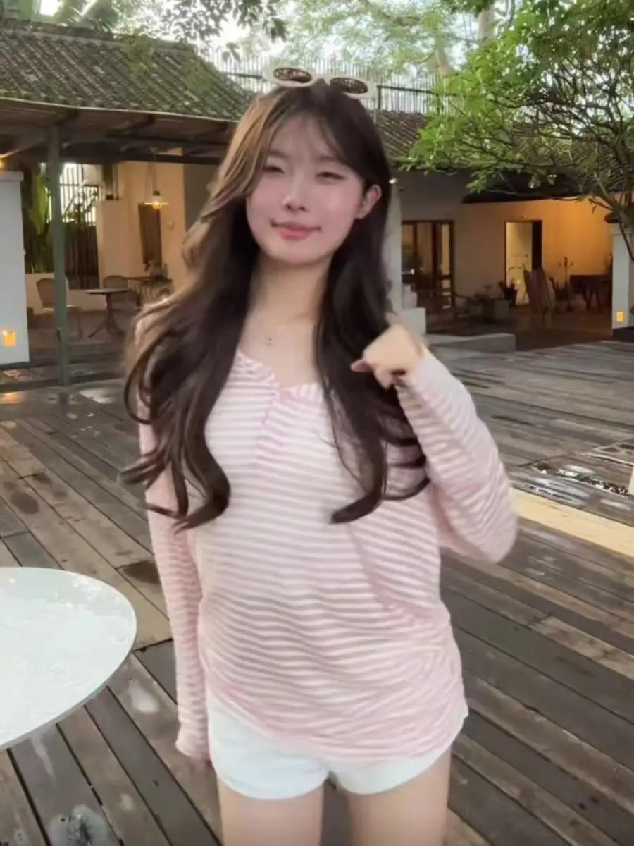 تي شيرت نسائي كبير الحجم بأكمام طويلة بحافة مطوية ربيعية وخصر برباط للسيدات الحضرية بطبقات فنية نظيفة وبسيطة وحديثة #3