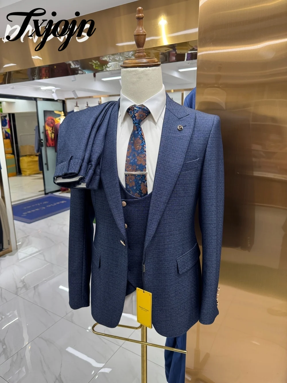 Classic Solid Color Single Button Men Suit Set 2025 3PCS Handsome Men Office Suit Hot Selling Groomsmen For Business Wedding