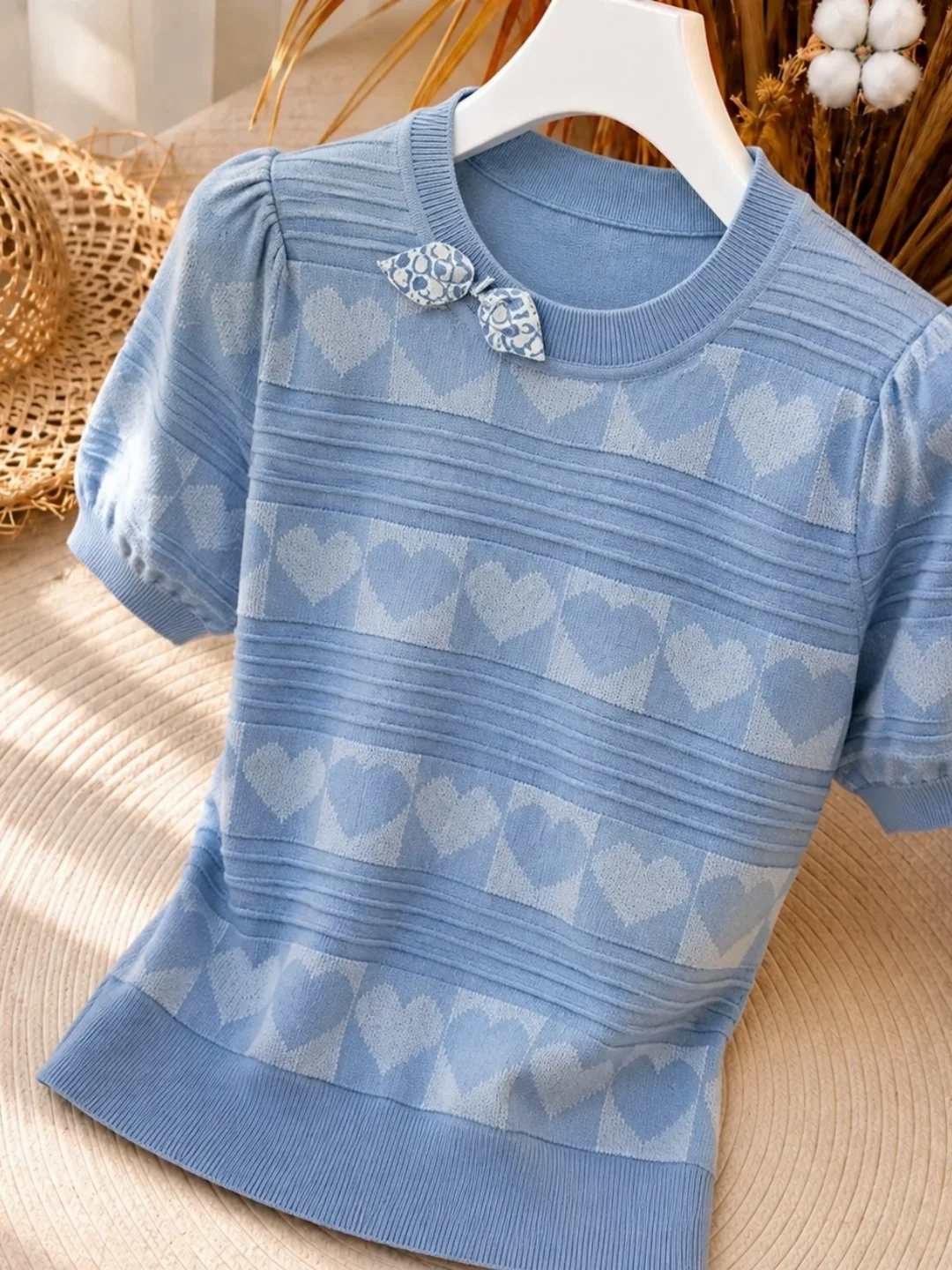 Chic round Neck Pullover Knitwear Casual Short Sleeve Women's Top Korean Style Minimalist Versatile Commute Soft Fabric