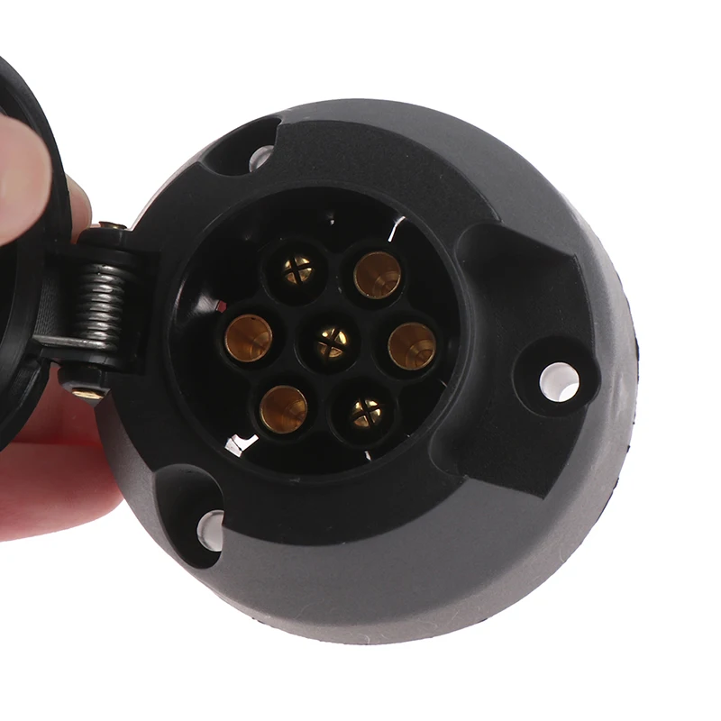 1PC 7-Way Trail Connector Plug 12V Towbar Towing Socket Round European standard Trailer Socket frosted materials Trailer Socket