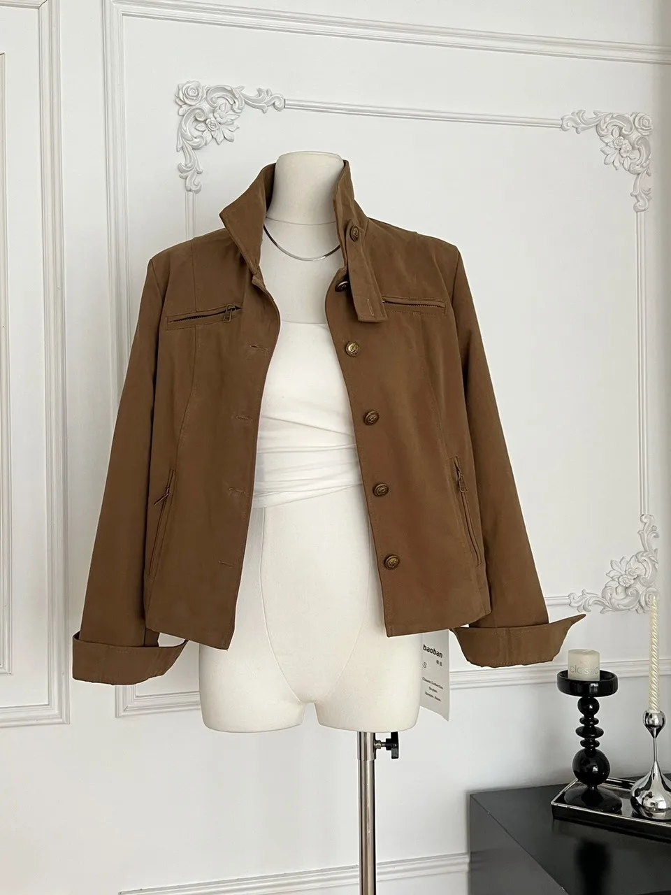 

Художественный женский топ в стиле ретро ort Jaet с воротником на одной пуговице, облегающий повседневный топ, модный осенний 2025, полиэфирное волокно