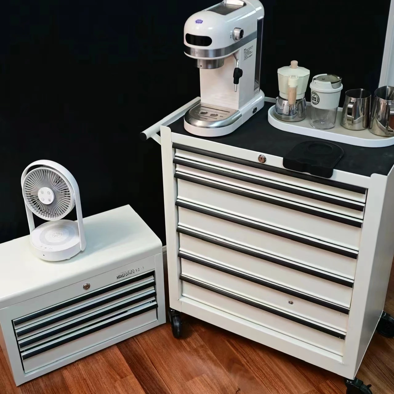 Nordic industrial style cafe, studio white classification cabinet, mobile locker workbench