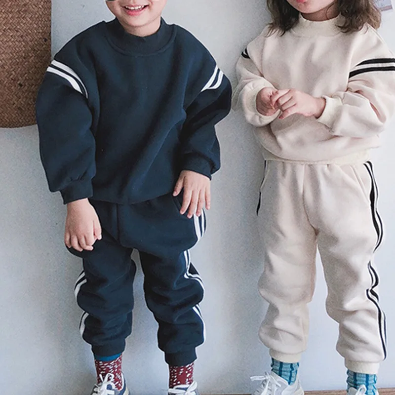 2024 Winter New Children Fleece Warm Sweatshirt Set Girls Boys Plus Velvet Thick Sweat Pants Set Gym Suit Kids Sports Outfits