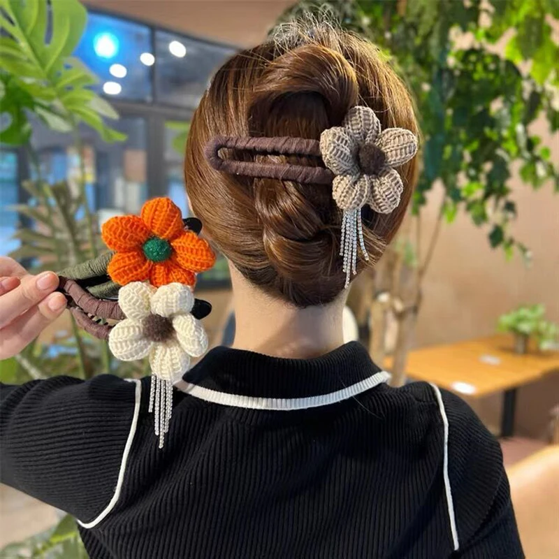 AWAYTR Autumn Winter Plush Flower Hair Claw Women Chic Duckbill Clip Hairpin Back Head Hair Clips Hair Accessories for Girls