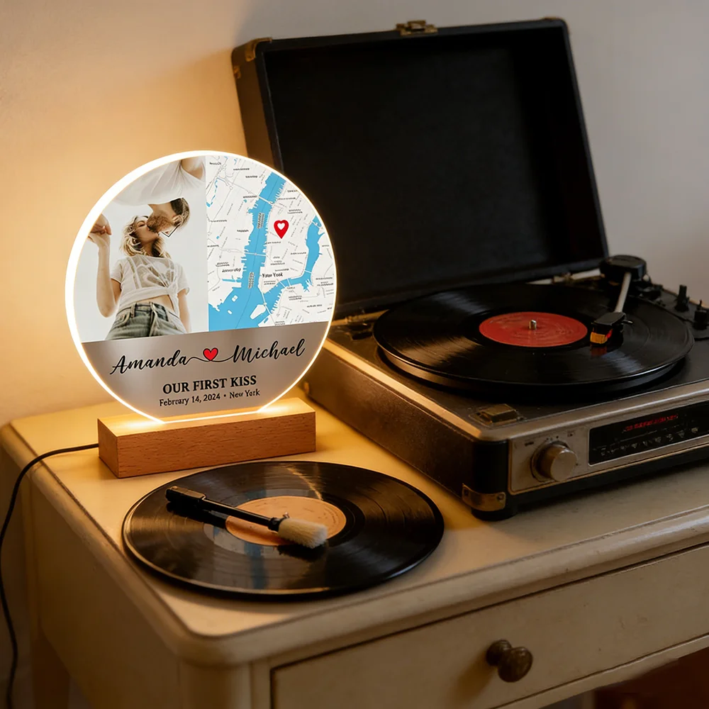 

Valentine Map Plaque Couple Photo LED Night Light Anniversary Gift Record Sweet Memories Romantic Home Decoration For Lovers