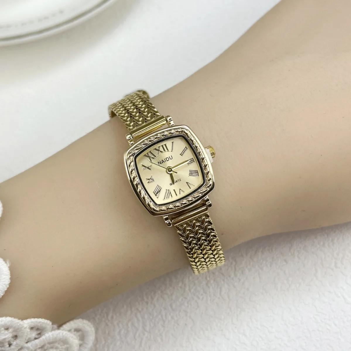 المرأة الشهيرة العلامة التجارية ساعة كوارتز فاخرة الفولاذ المقاوم للصدأ حزام ساعات المعصم Relojes Para Mujer دروبشيبينغ الهدايا Montre فام #2