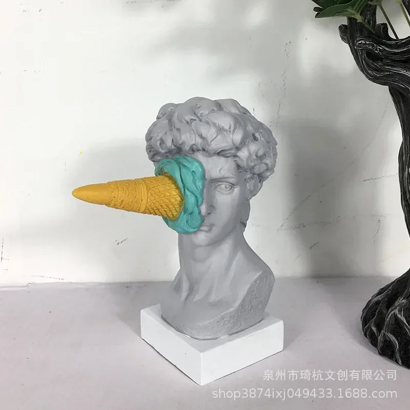 

Ice Cream Smashing David Statue European Modern Simple David Head Bust Statue Bedroom Living Room Porch Desktop Decor A