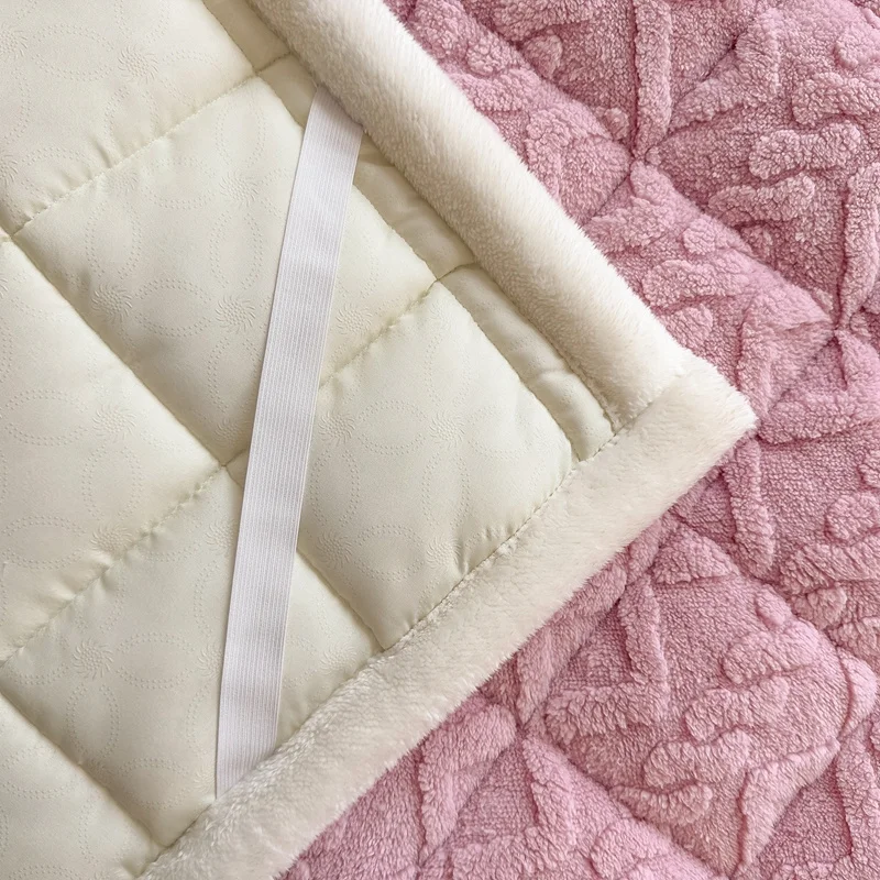 Soft Flannel Mattress Toppers Winter Warm Mattress Cover with Four Corners Elastic Band Single Double King Queen Size Bed Sheet