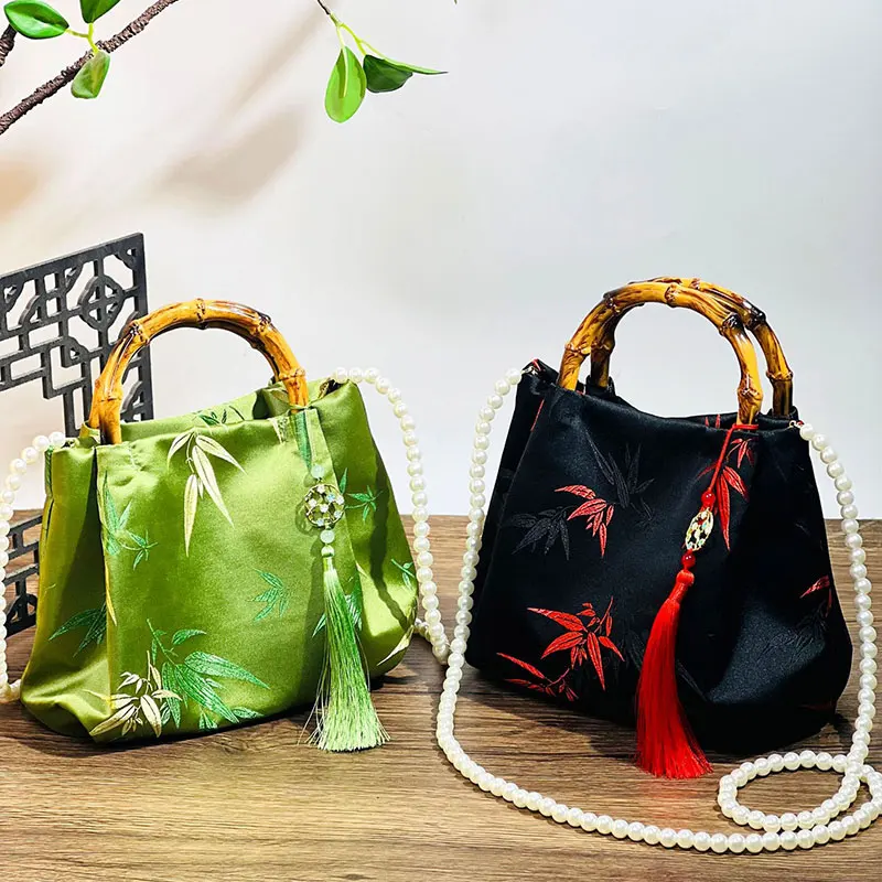 Chinese Style Fringe Tassel Bag Ancient Cheongsam Hanfu Decor Brocade Purse Bag Vintage Women Chain Pearl Straps Handbags