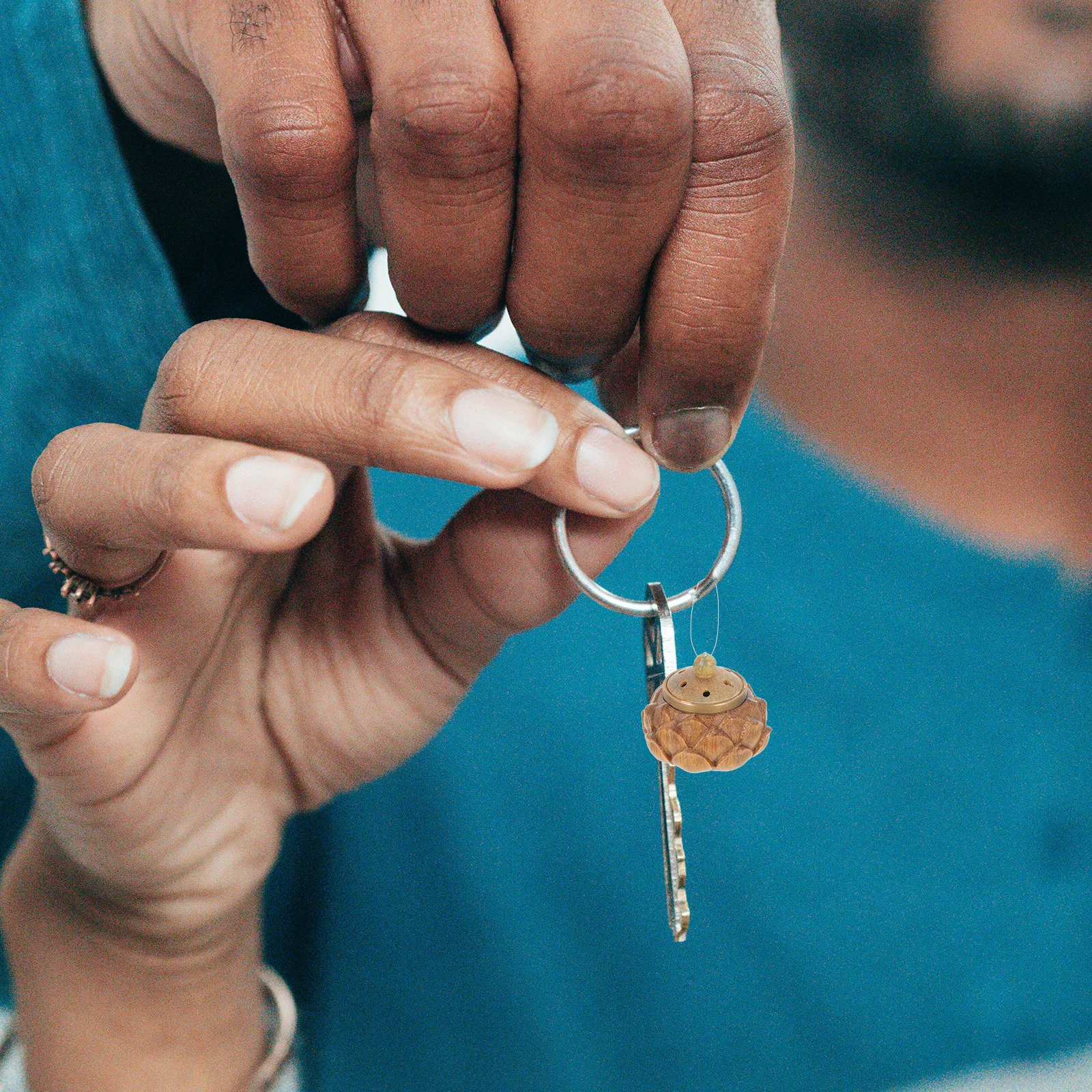 

DIY Small Wooden Pendant Keychain Accessory Mellow Smooth Surface Fine Production Process DIY Wooden Keychain Pendant