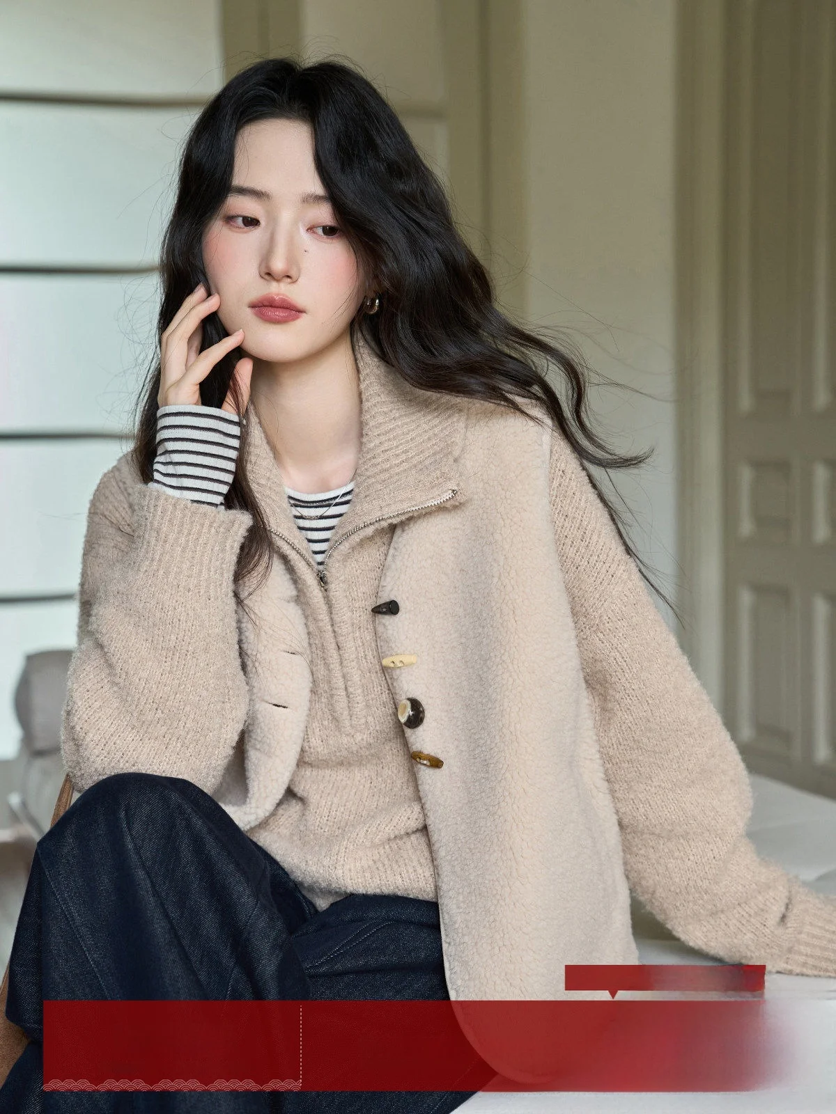 

MoZao Women's Loose Lamb Fur Vest 2025 Autumn Winter New Sle Outerwear Corner Button Collar Polyester Fiber Pure Color