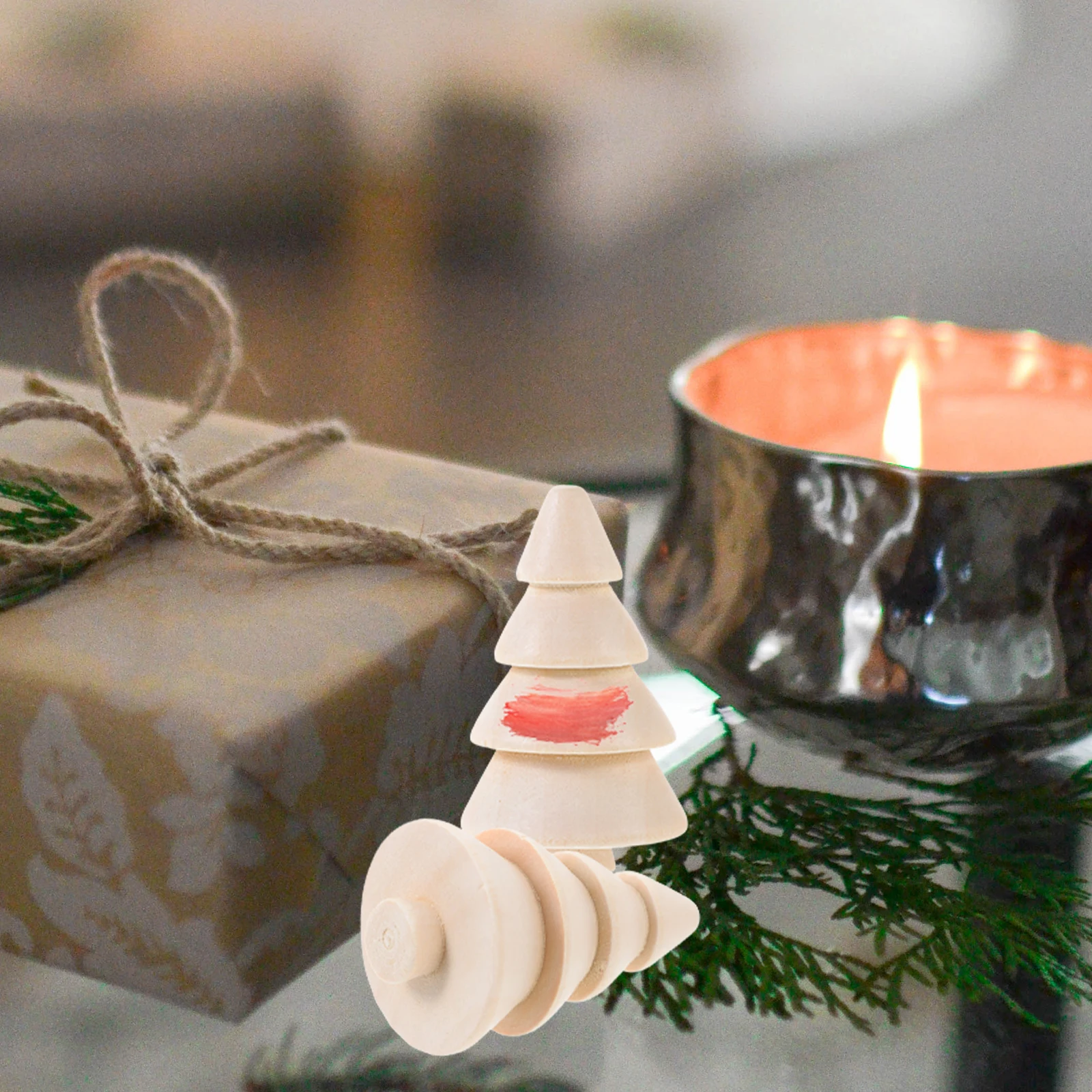 

10Pcs Natural Wood Christmas Tree Decor DIY Blank Craft Kit for Family Friends Gift Holiday Party Favor Tabletop Wood Ornament