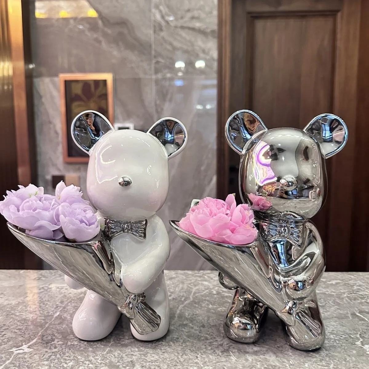 Ins Nordic Cartoon Cute Silver Bear Flowers Desk Accessories Home Decoration for Living Room Decorative Figurines for Interior