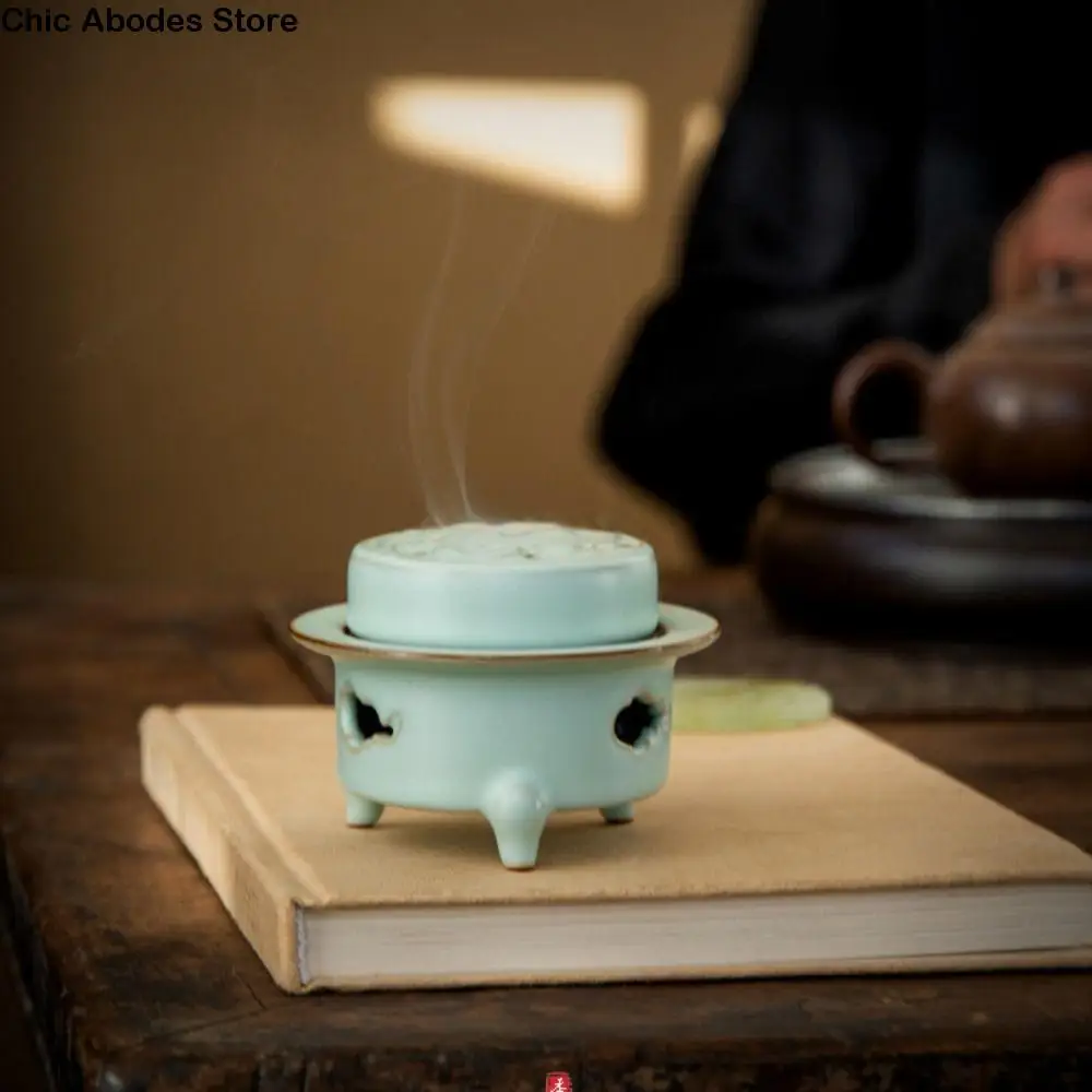 

Room Decor Ceramics Incense Burner Creative Retro Sandalwood Agarwood Stove with Lid Incense Censer Patio