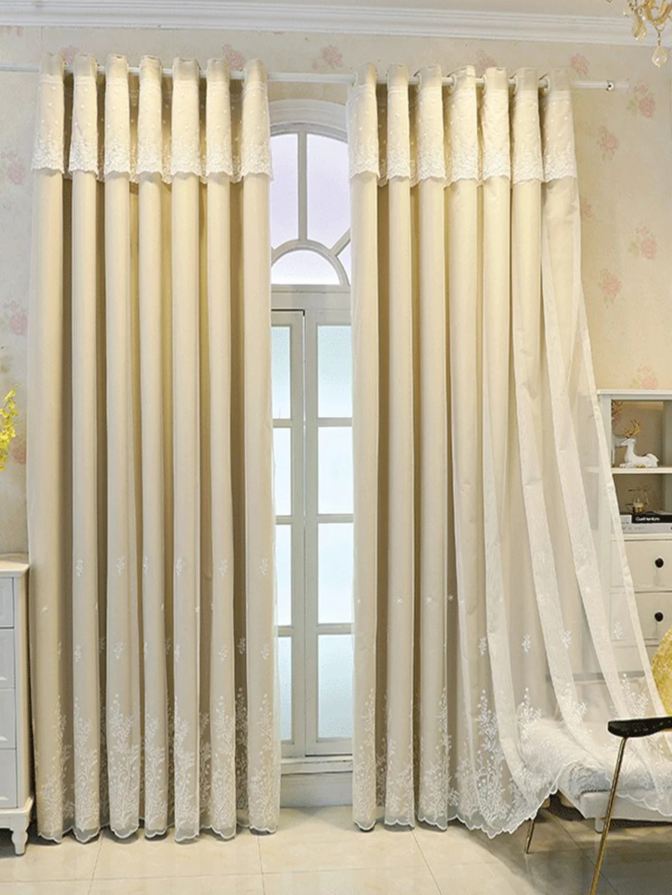 

Light-transmitting Thickened Chiffon Embroidered Yarn Curtain Curtain Partition Living Room Balcony Light Luxury Gradient