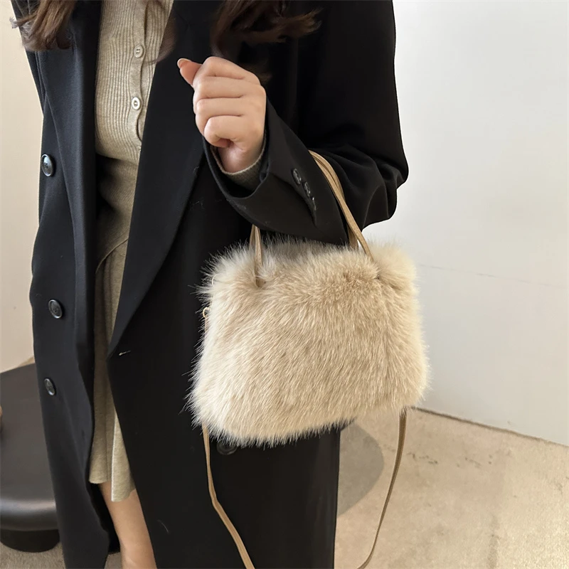 

Женская сумка-мессенджер премиум-класса — элегантная кожаная сумка через плечо с фирменным мешком для пыли в комплекте