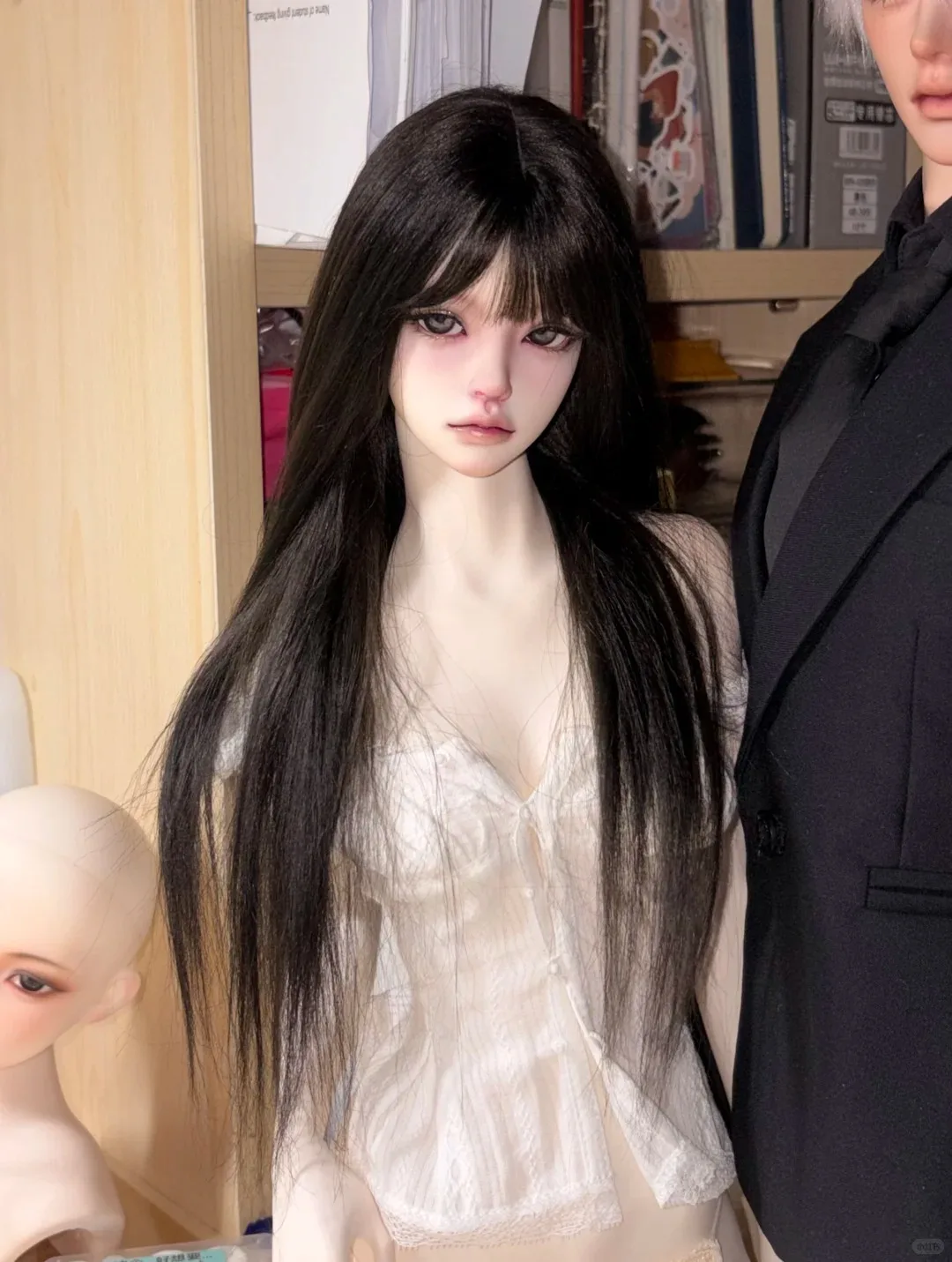 New Mari 63cm BJD SD doll 1/3 Beautiful Woman birthday gift High Quality Articulated puppet Toy gift Assembly and  Free shipping