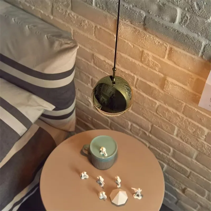 

Креативный и персонализированный современный минималистичный стеклянный подвесной светильник, ресторанный шар, спальня, прикроватная акриловая шаровая дизайнерская люстра