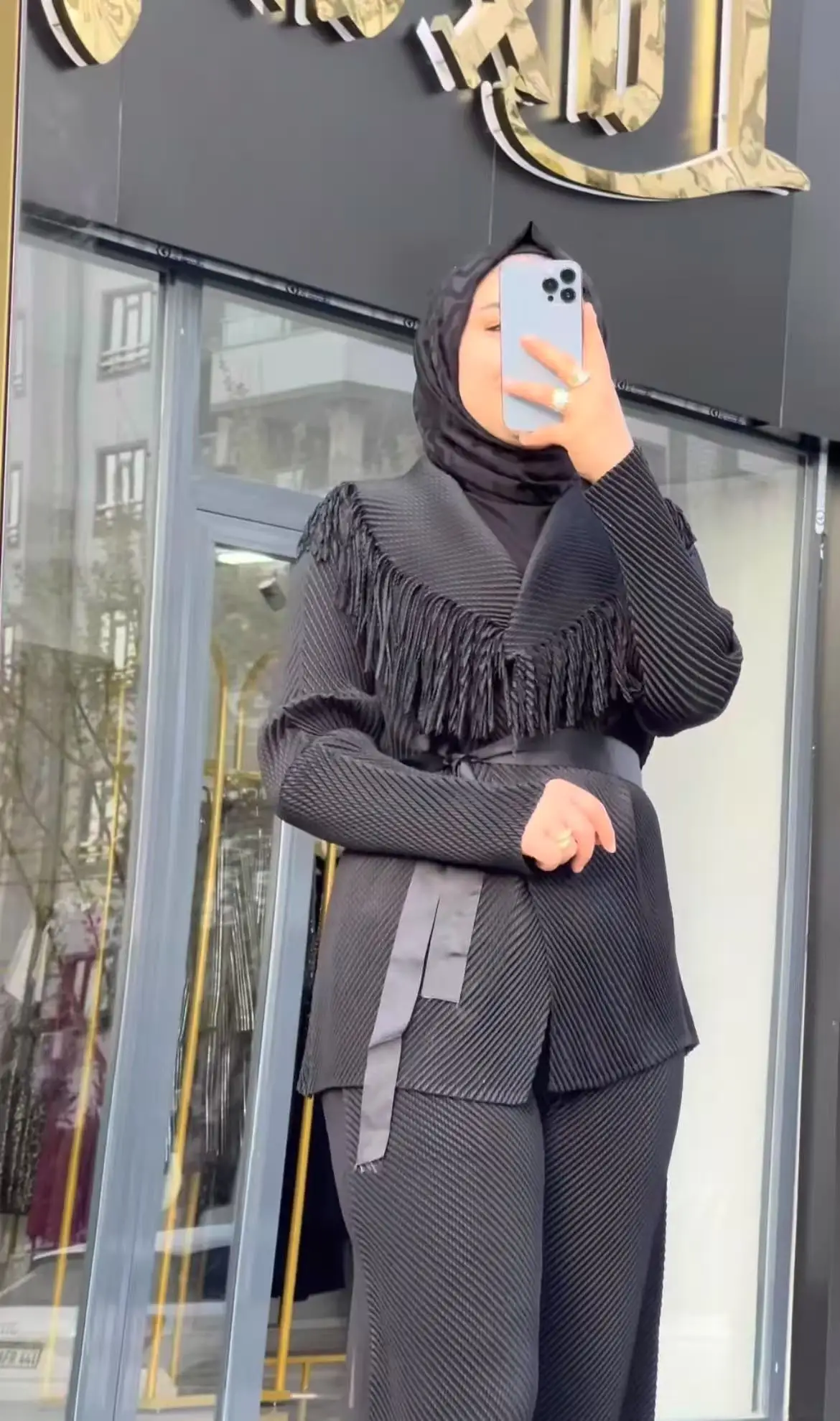 

Miyake Pleated African Loose Fashion Suit Fish Scale Pleated Fringed Women's Temperament Suit Two-piece Set