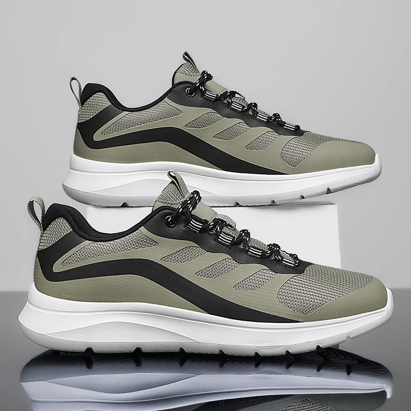 

Mens Running Shoes 2025 New Breathable Mesh Lightweight Sports Shoes Street Fashion Casual Short Distance Flat Sports Shoes Man