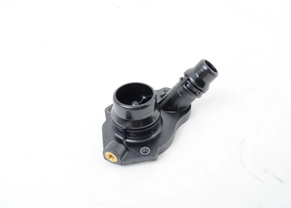 1 pc  Engine Coolant  thermostat housing  for BMW E90 LCI 316d 318d N47N 320d 320xd 11518516203