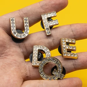 Luxus Charme für Frauen, Mode, Designerin, Goldbuchstaben, Schuhe Clips, Jeans, Gartensandalendekoration, 1PC Hauptverkäufe Orange Jeans - №5