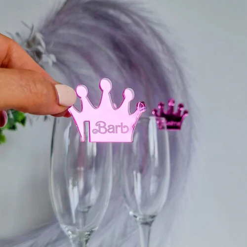 사용자 정의 티아라 음료 태그, 개인화 된 장소 카드, 사용자 정의 매력, 공주 왕관, 유리 토퍼, 암탉 파티, 신부 샤워, 30,50,100PC 