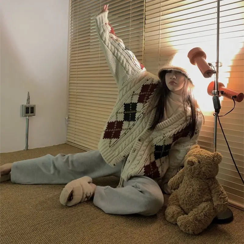 

Lingge Cardigan Jacket Women's Loose College Style Sweater Lazy for Outdoor Wear