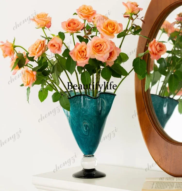 Medieval high-footed glazed wind lamp vase gradually changes petal mouth folds living room decoration ornament