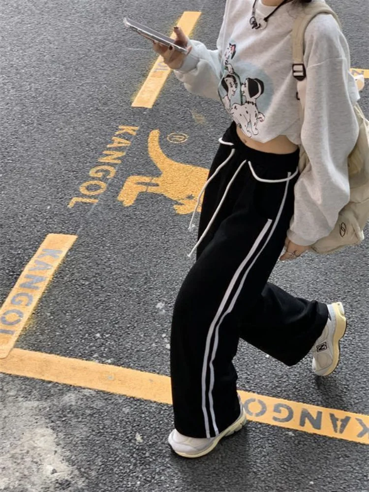 

HOUZHOU Korean Fashion Black Striped Sports Pants Women Harajuku Streetwear Gray Jogging Sweatpants Female Loose Khaki Trousers