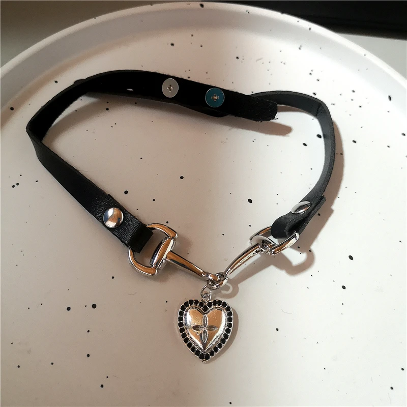 Punk Y2K Vintage Charme Grunge Anhänger PU Leder Sexy Choker Halsketten Für Frauen Spice Girls Goth Schmuck Zubehör Geschenk – Detail 10