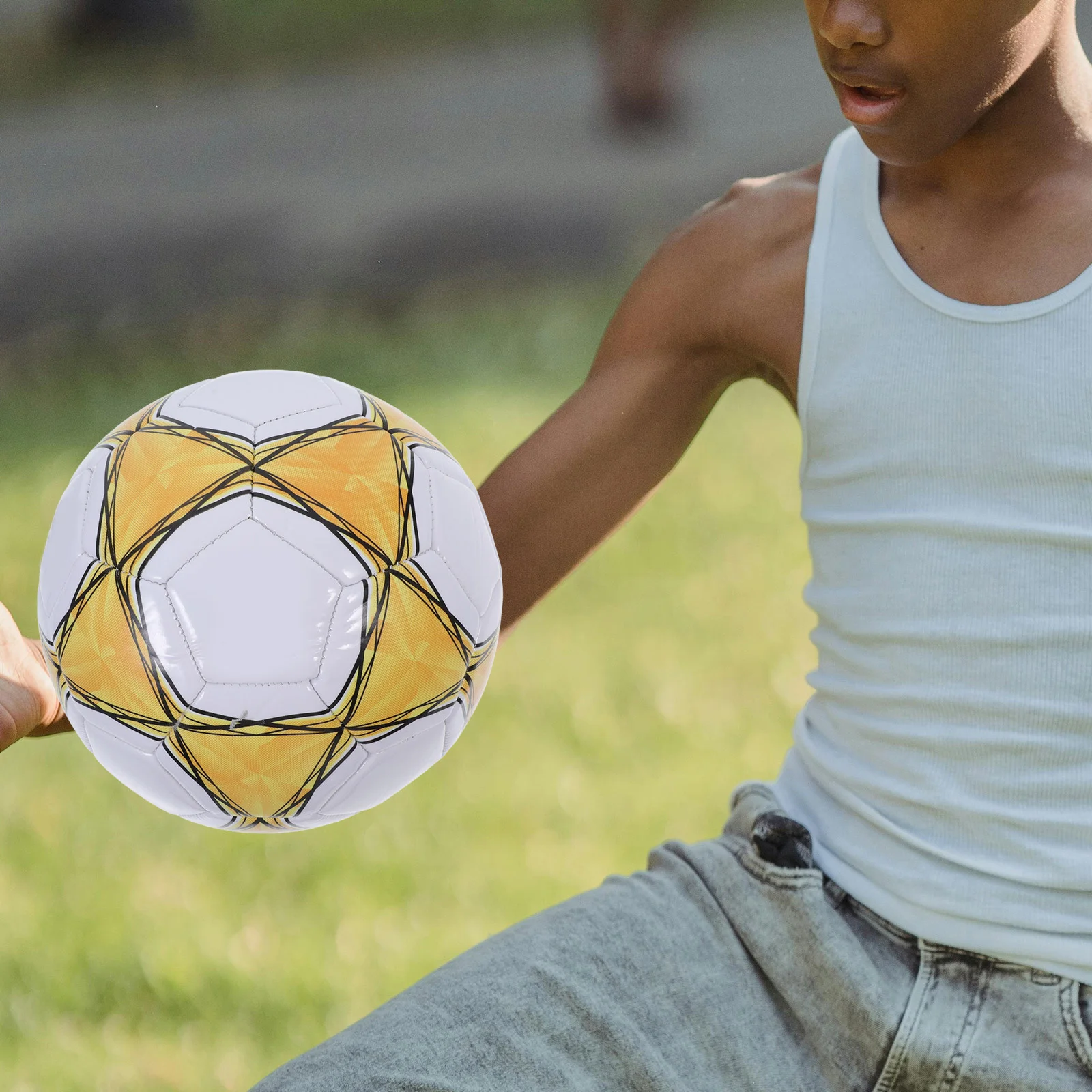 

Thickened Soccer Ball Durable PVC Smaller Lightweight Outdoor Football for Youth Soccer Training Practice