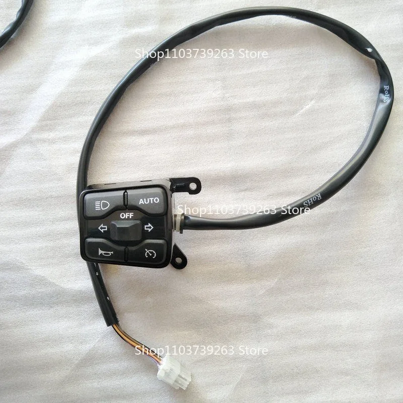 

Подходит для оригинального комбинированного кнопочного переключателя (левый и правый) SOCO CU