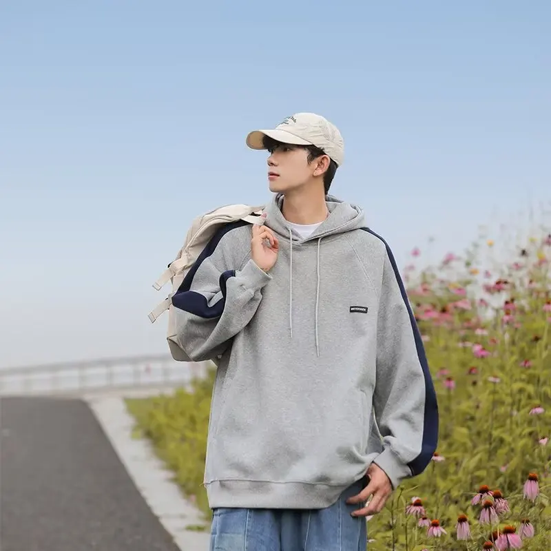 

Spring and Autumn New Men's Hoodie Hoodie Hoodie Color blocked Loose and Versatile Off Shoulder Trendy Brand Coat New Casual Men