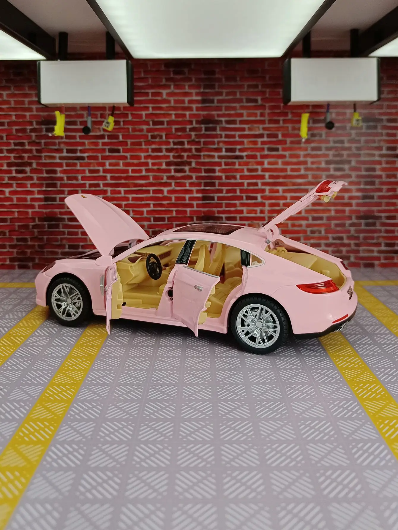 1:24 Panamera Sportwagen Simulation Diecast Metalllegierung Modellauto Sound Licht Zurückziehen Sammlung Kinder Spielzeug Geschenke