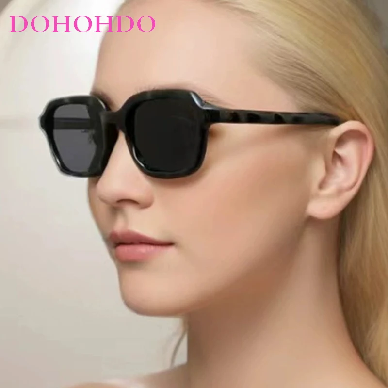 Vintage Square Unique Wave Shape Sunglasses Women Men Fashion Small Frame Design Outdoor Travel Beach Party Sun Glasses UV400