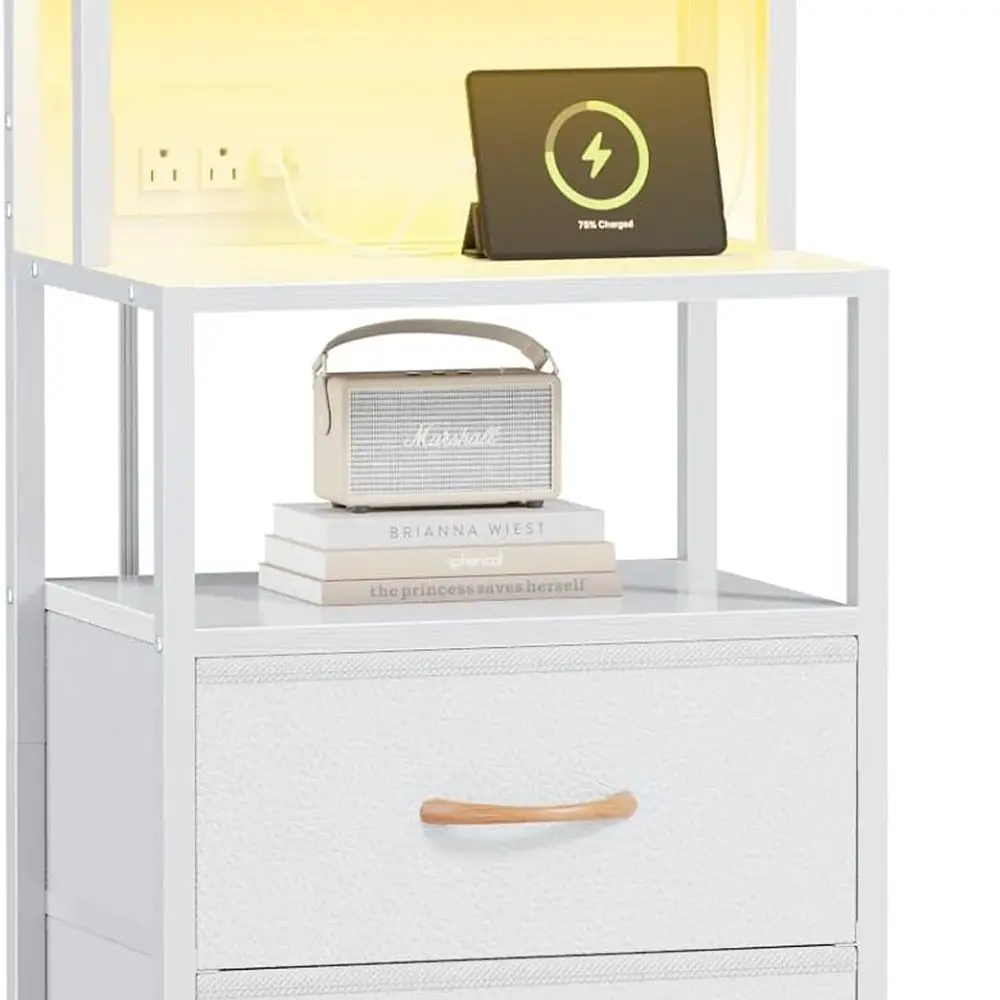 

Белая 4-уровневая тумбочка с тканевыми ящиками, зарядной станцией и световой трубкой для спальни