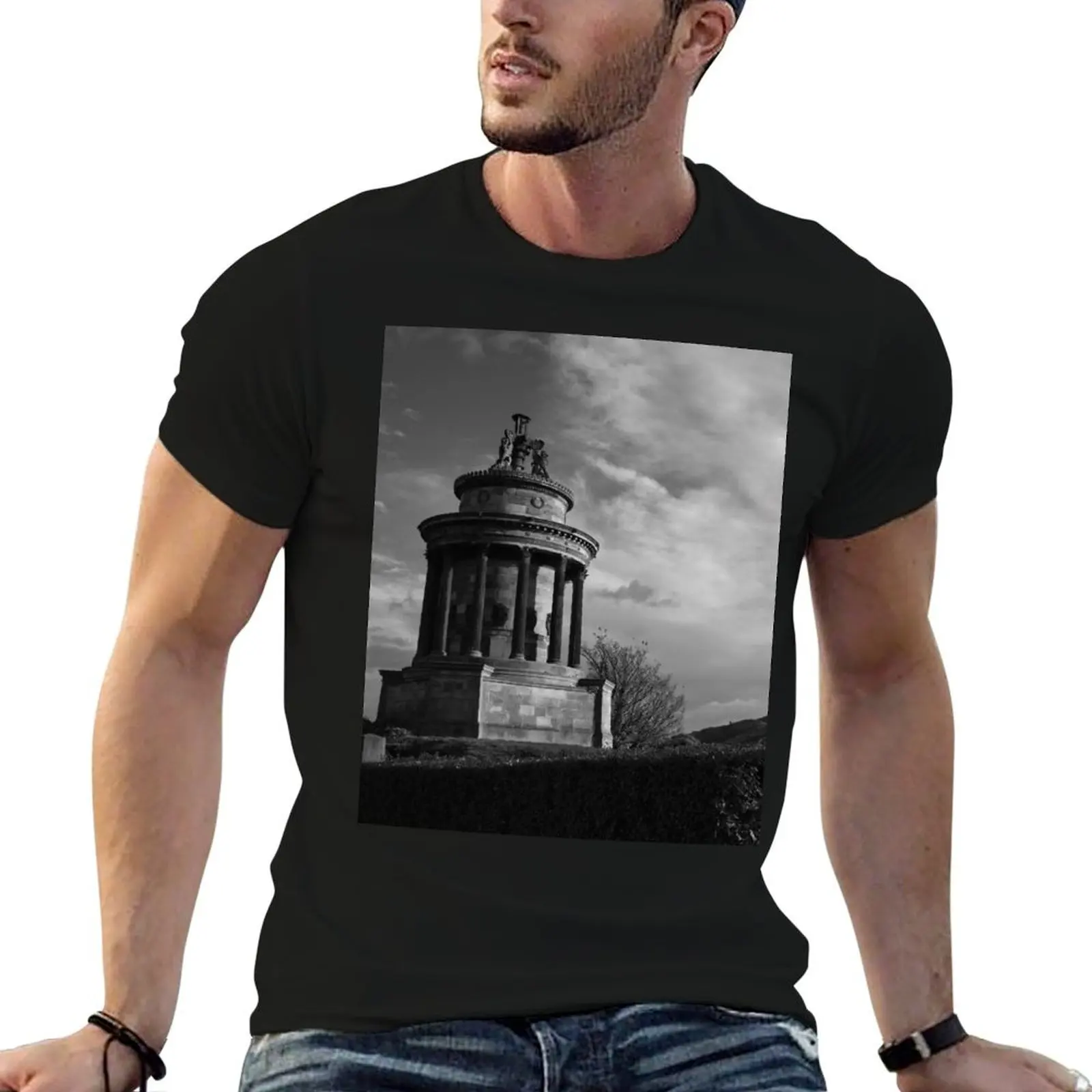 Burns Monument in black and white T-Shirt Standard Fit Solid Tee Shirt