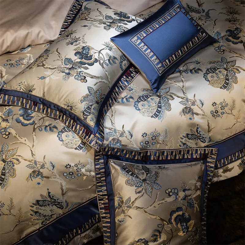 Luxury Satin Jacquard Egyptian Cotton 4/6/10Pcs European Palace Wedding Bedding Set Silky Duvet Cover Set Bed Sheet Pillowcases