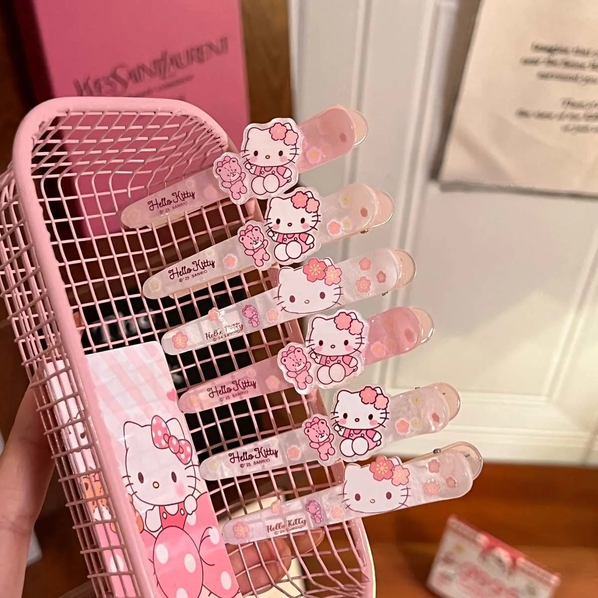 Hellokitty lindo flor de cerezo lunares accesorio Retro para el cabello Clip de pico de pato Clip de flecos de dibujos animados dulce periféricos de animé regalo