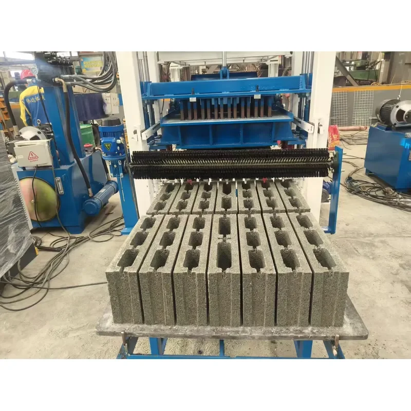 Hot Sale Block Machine QT4-15 Automatic Brick Making Machine Concrete Hollow Brick Machinery with Hydraulic Station