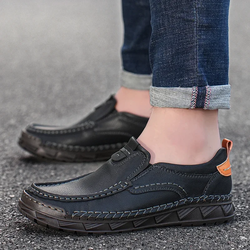 

Leather Men Loafers outdoor fashion Soft Casual Shoes For Men handmade sewing Slip On Male Moccasins men Tenis Masculinos