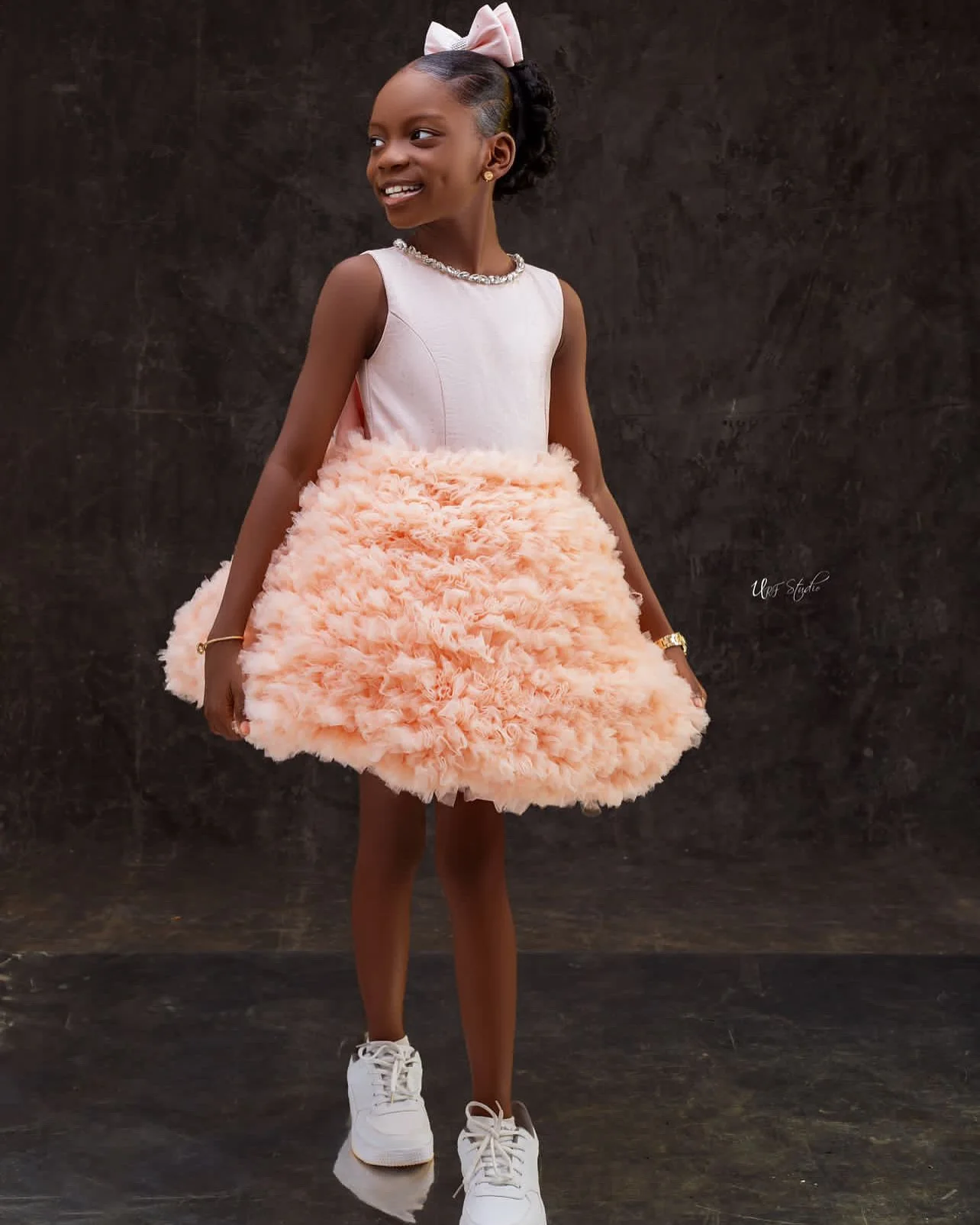 فساتين قصيرة للفتيات على شكل زهرة لحفلات الزفاف، فساتين عيد ميلاد مكشكشة مخصصة، فستان الأميرة للحفلات الراقصة لالتقاط الصور