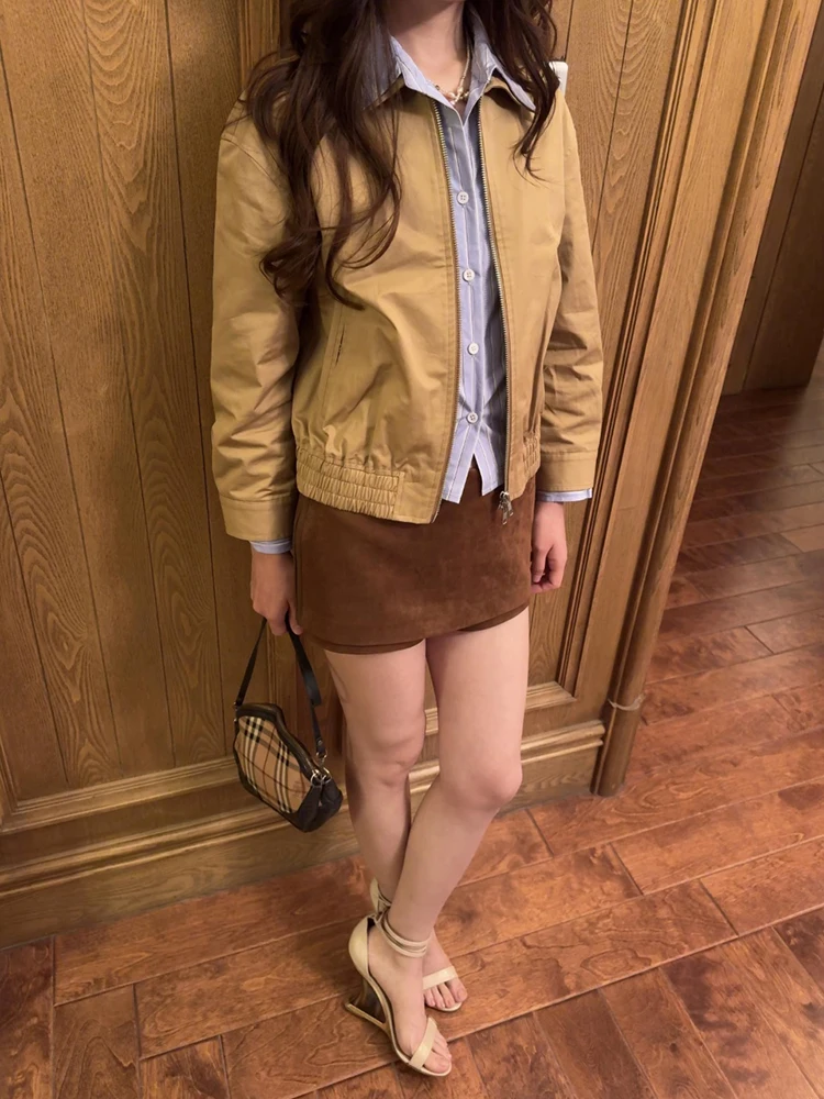 

A retro and fashionable faux two-color striped jacket, loose, casual and versatile short coat, 2025 autumn new style