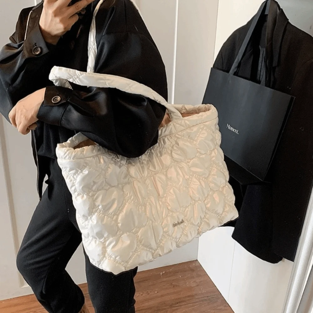 

Fashion Solid Color Puffy Tote Bag Korean Large Capacity Quilted Heart Bag Leisure Waterproof Women's Handbag Autumn Winter