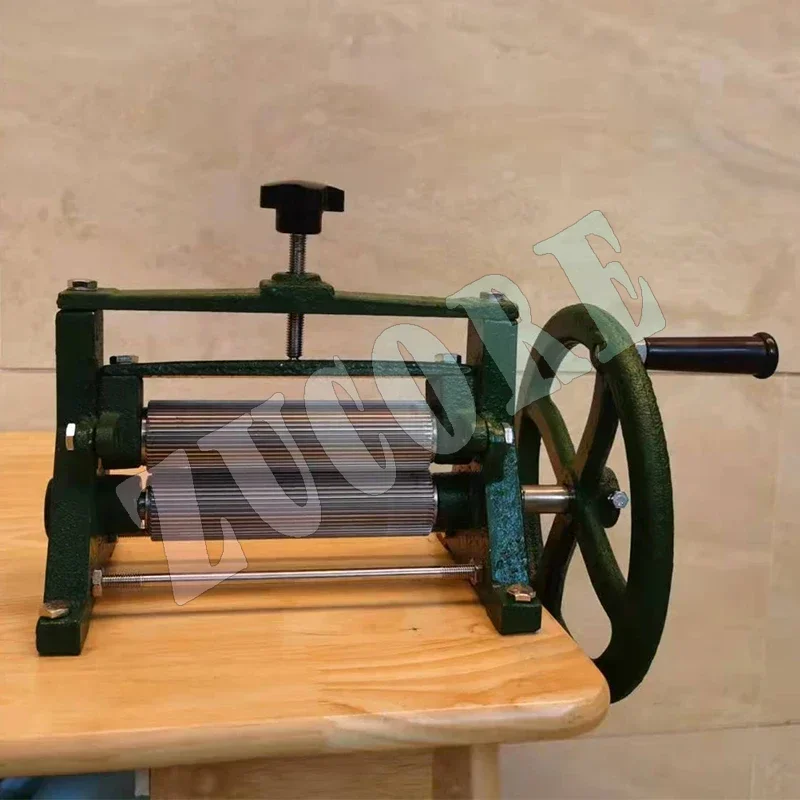 آلة ضغط الحبار المجفف آلة الحبار المجفف نوع الجهاز معدات معالجة الحبار الممزق معدات الوجبات الخفيفة اليدوية