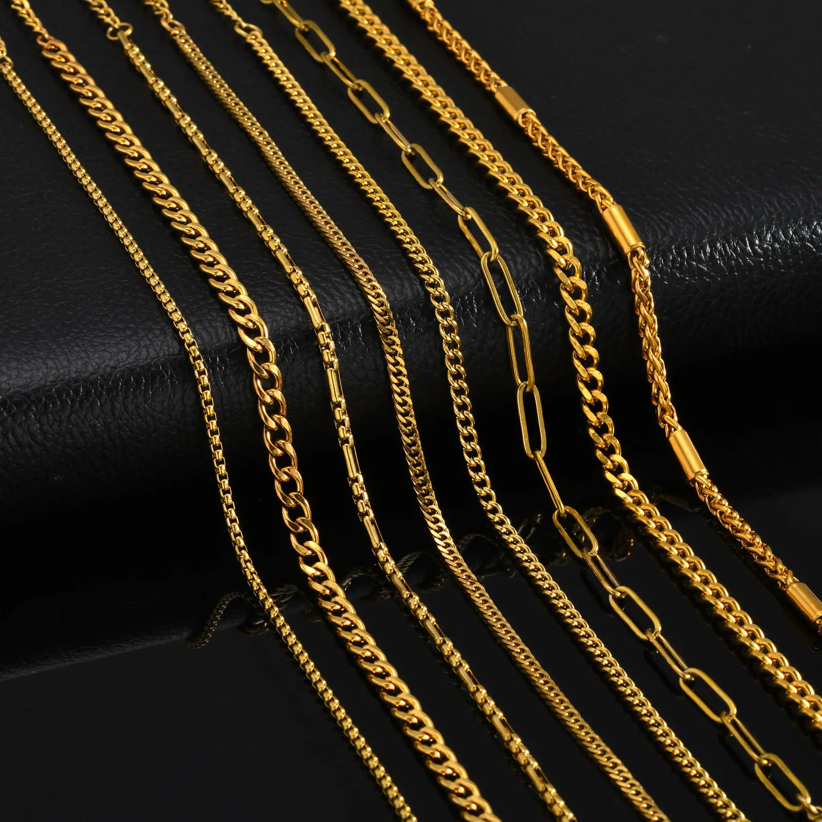 Vnox Edelstahl Fußkettchen in Goldfarbe für Männer, Verstellbare Gliederkette, Wasserdichter Strand-Fußschmuck, Urlaubsgeschenk – Detail 9