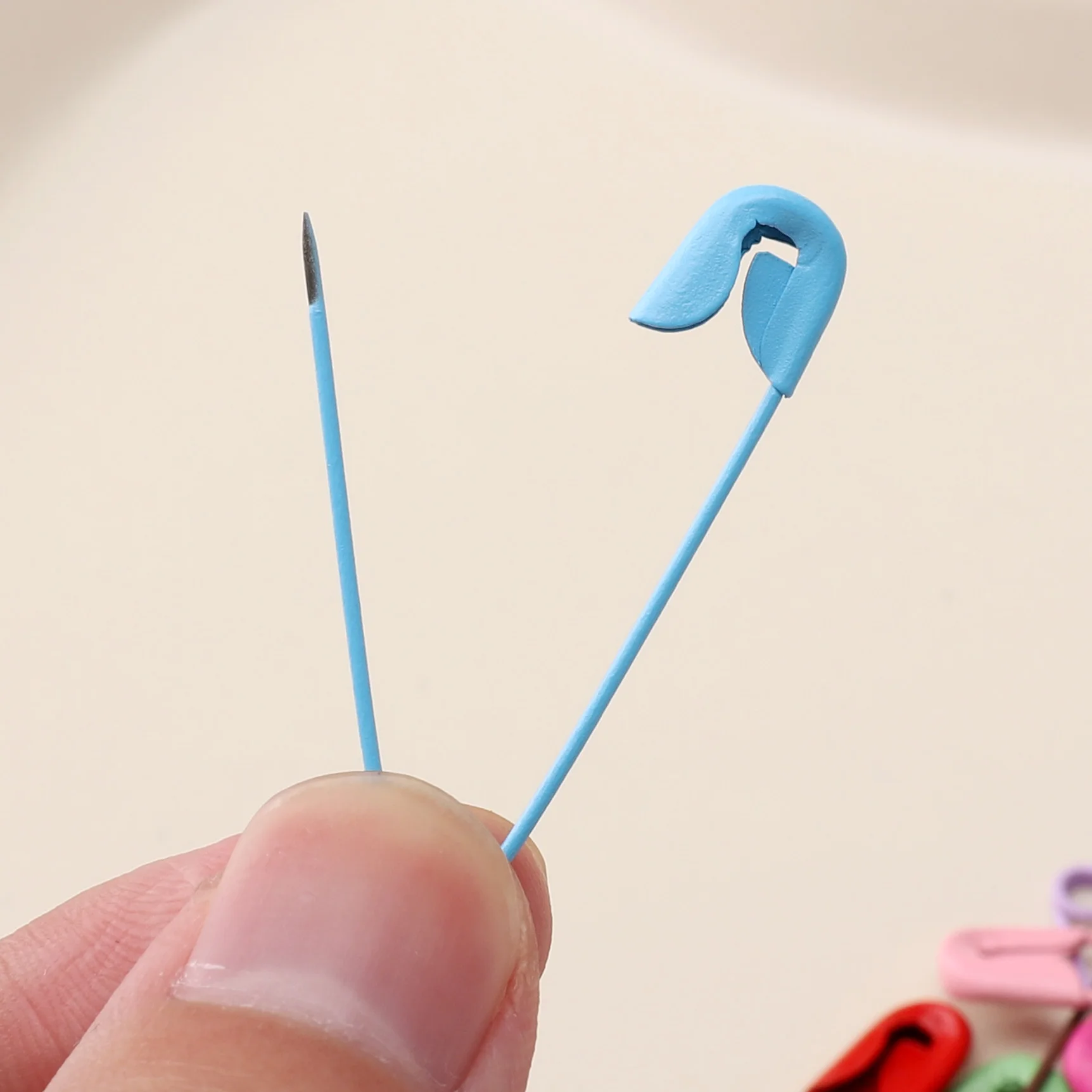 Thumbnail 4 - #5 Cheap Safety Pins Worth Buying